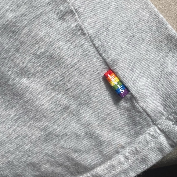 Pride Levis tank - Picture 5 of 7